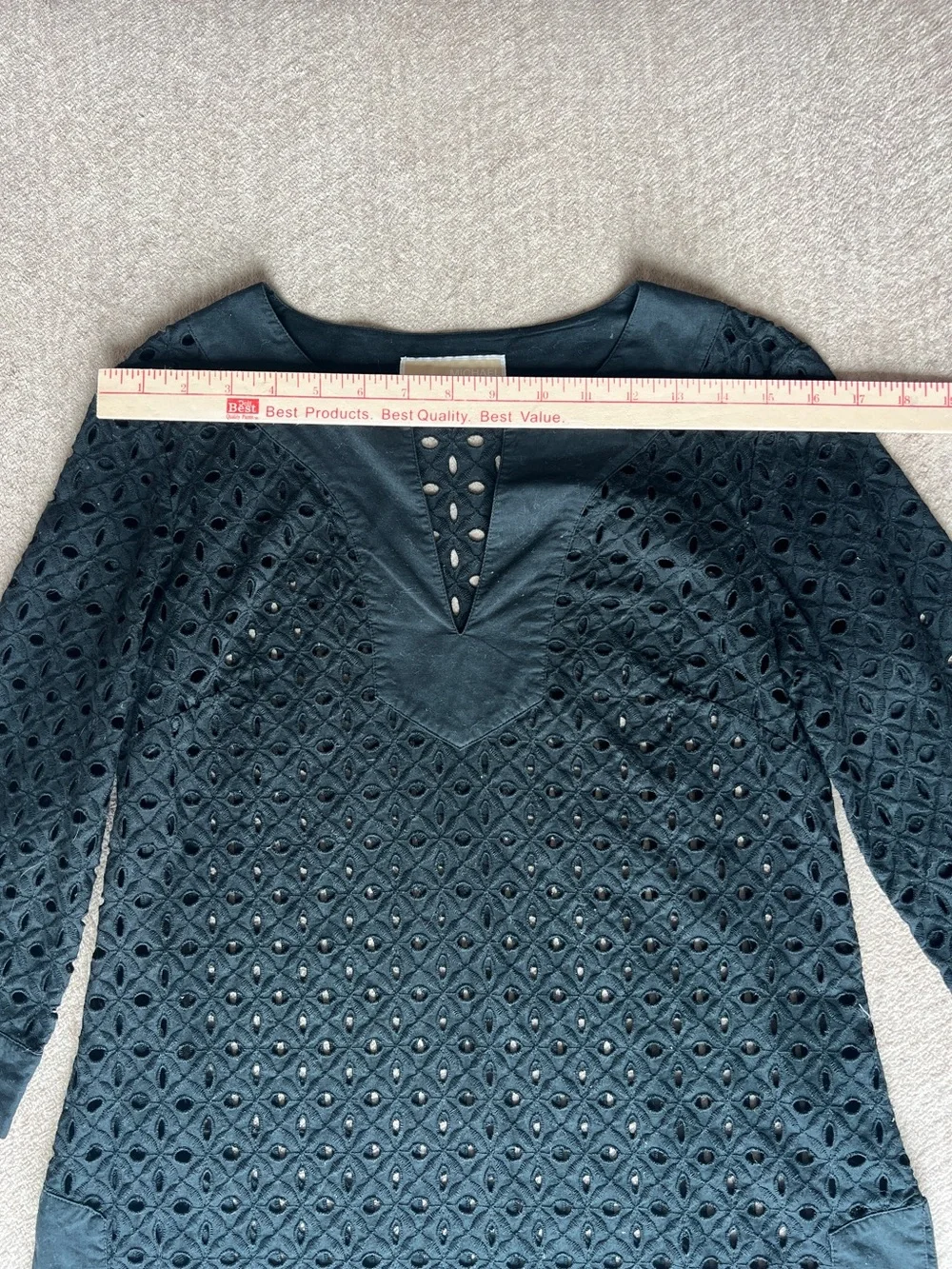 Michael Kors Black V-neck Eyelet Tunic Pullover Top Cover up / Size 4P / Cotton